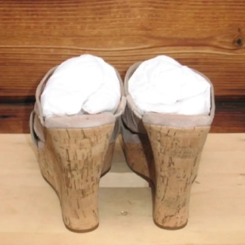 NWB UGG Tan Wedge Sandal